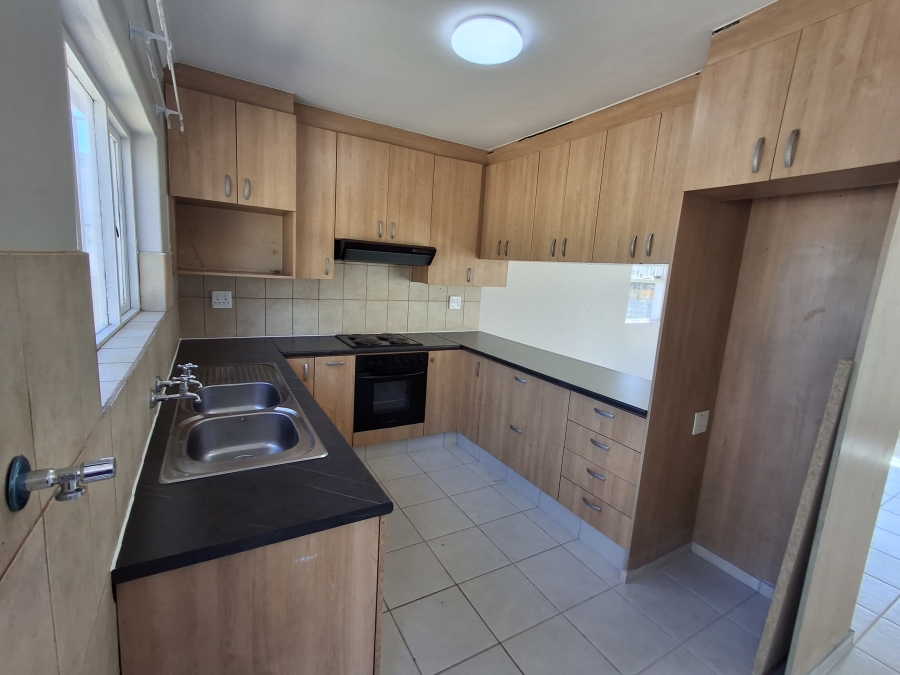 To Let 2 Bedroom Property for Rent in Windsor Park Western Cape